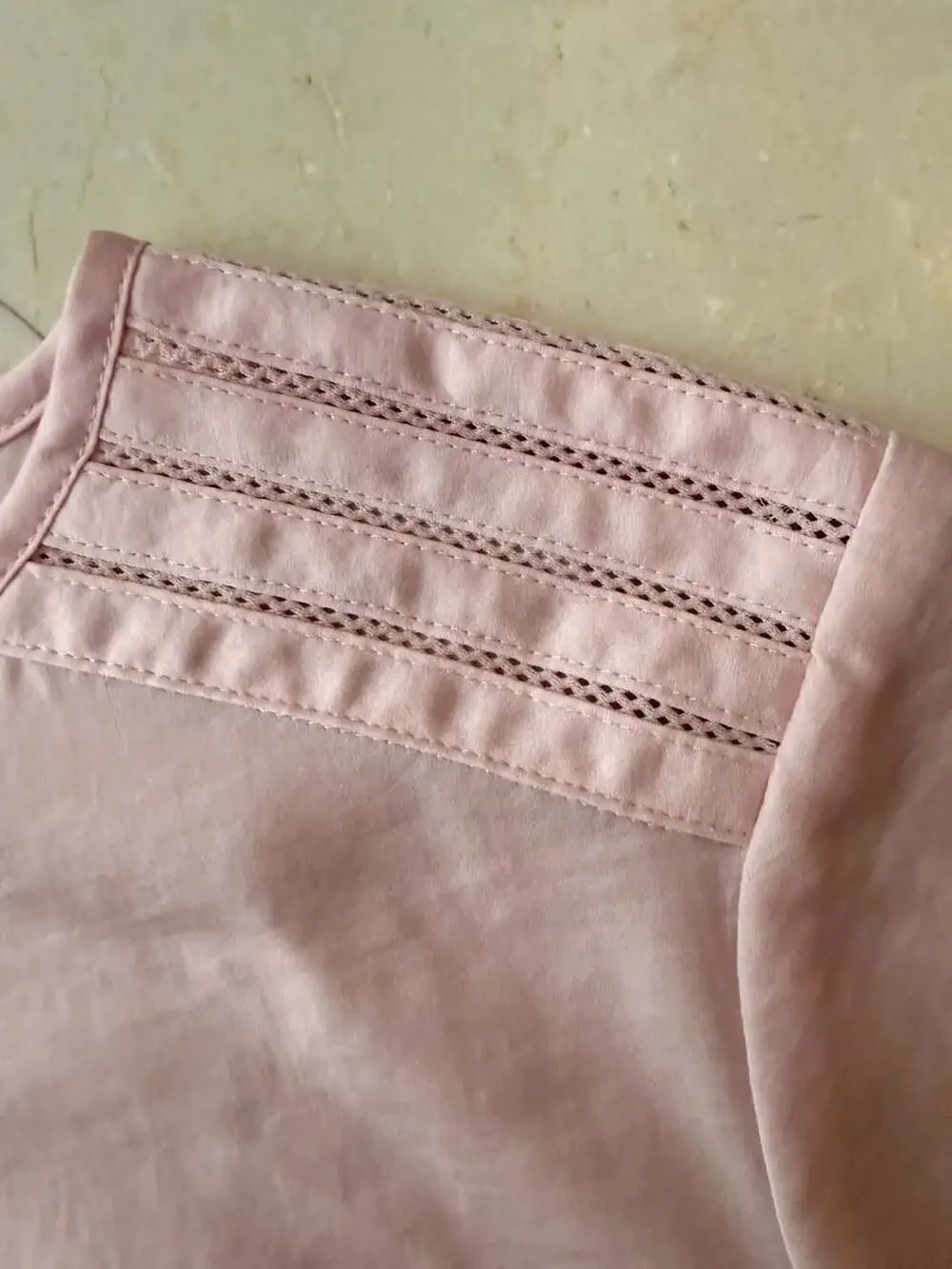 Banana Republic Women's Petite Pleated Neckline Cap Sleeve Blouse in Blush Pink
